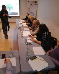 emotional drawing session az a teambuilding